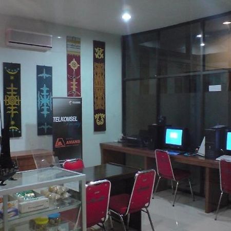 אמבון Amans Hotel מראה חיצוני תמונה